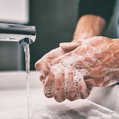 Besteed extra aandacht aan handhygiëne