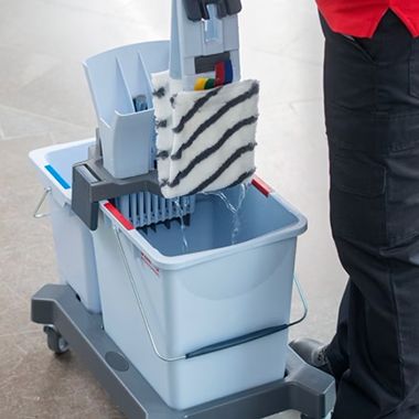 Vileda Professional mopsysteem - dweilen, spoelen, persen