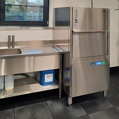 De techniekers van Claes Machines zijn opgeleid door Winterhalter