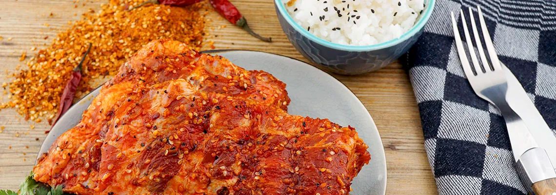 Heerlijk mals gebakken uit de oven of van de barbecue met de lekkere Korean BBQ rub.